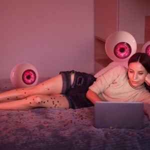 Juegos eroticos virtuales 300x300 - Juegos eróticos virtuales: Explorando la conexión digital en la intimidad