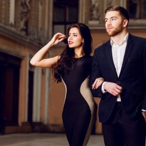 Como disfrutar al maximo del sexo con una escort sin enamorarte 2 300x300 - Cómo disfrutar al máximo del sexo con una escort sin enamorarte   