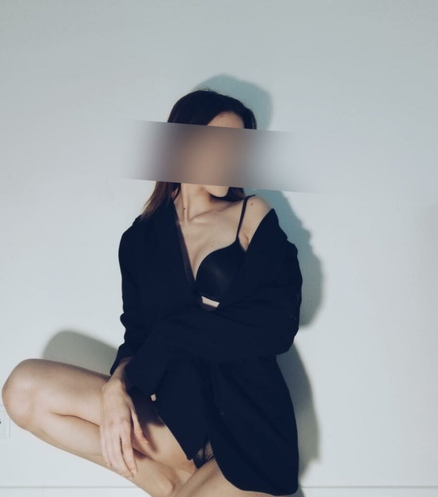 Mia-escort-catalana-en-barcelona-1